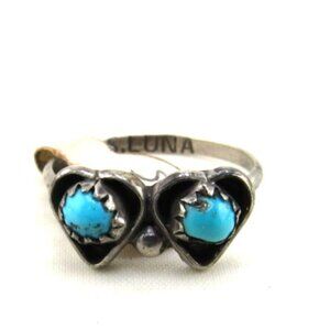 Vintage Zuni Shadowbox Heart Ring Petit Turquoise 1940s Sterling Native American